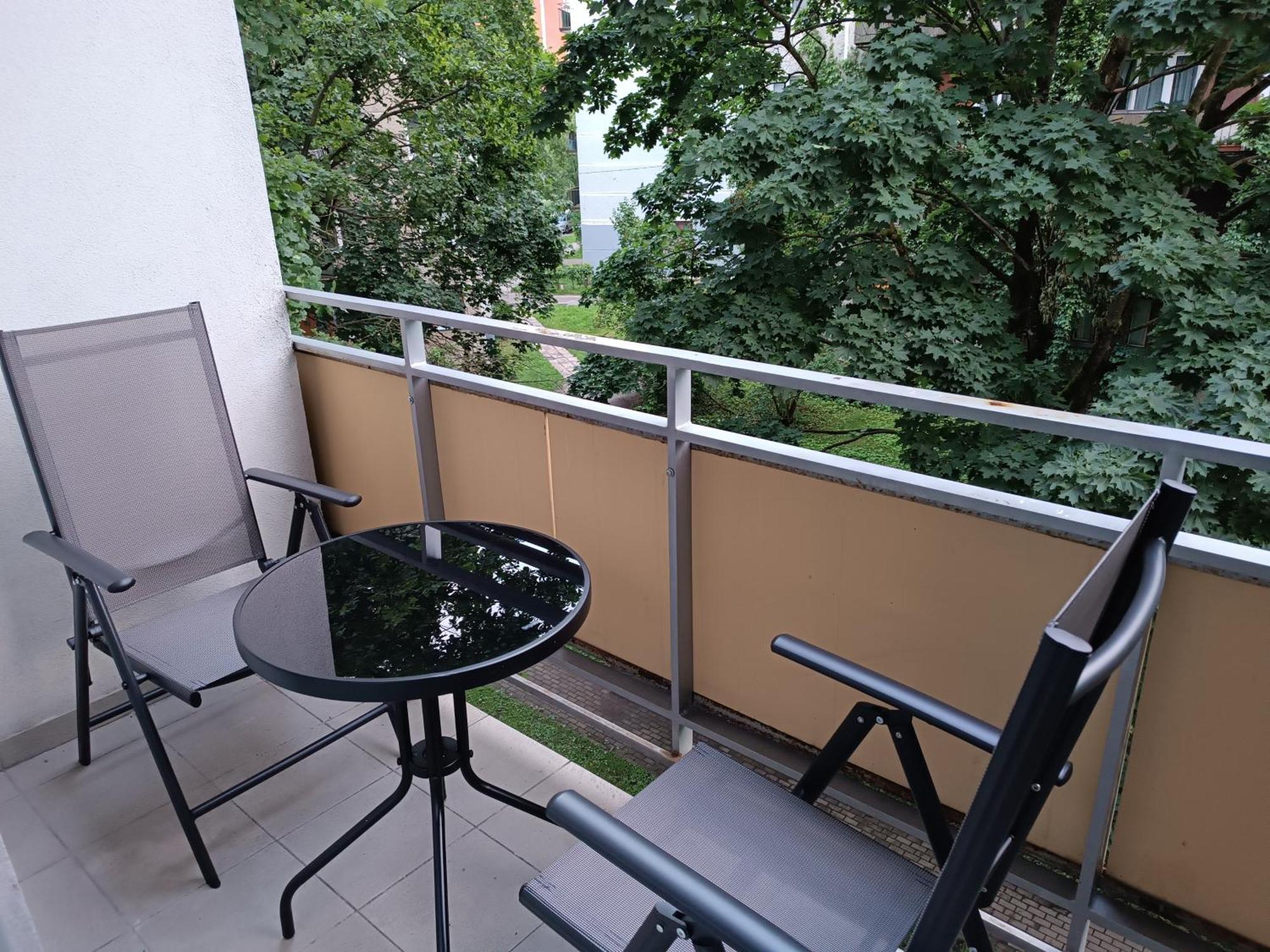 ריגה Quiet Dzelzavas Street Apartment מראה חיצוני תמונה